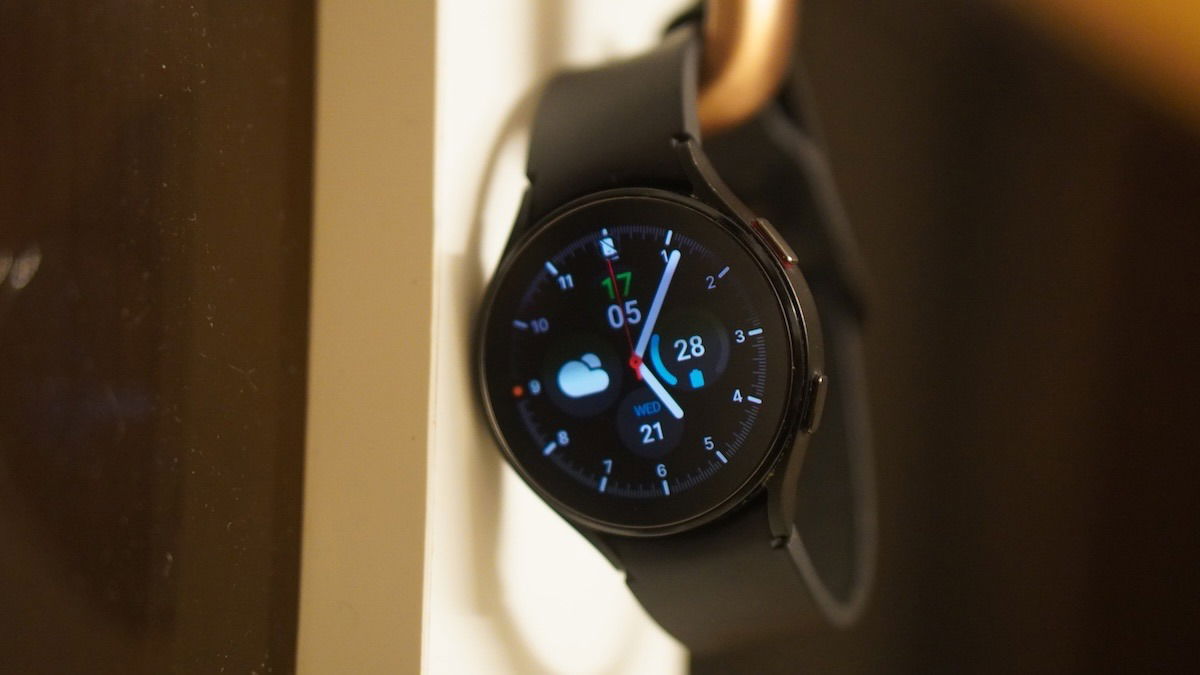 Montre Samsung Galaxy suspendue