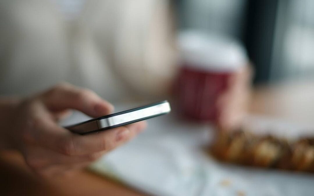 Utilisez uniquement des applications cryptées pour communiquer, déclare le FBI