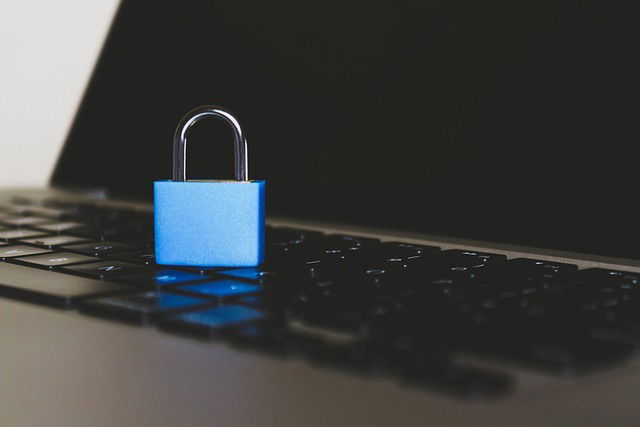 Verrou de sécurité sur un clavier d'ordinateur portable