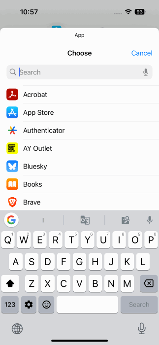 Affichage de la liste des applications dans l'application Raccourcis sur iPhone.