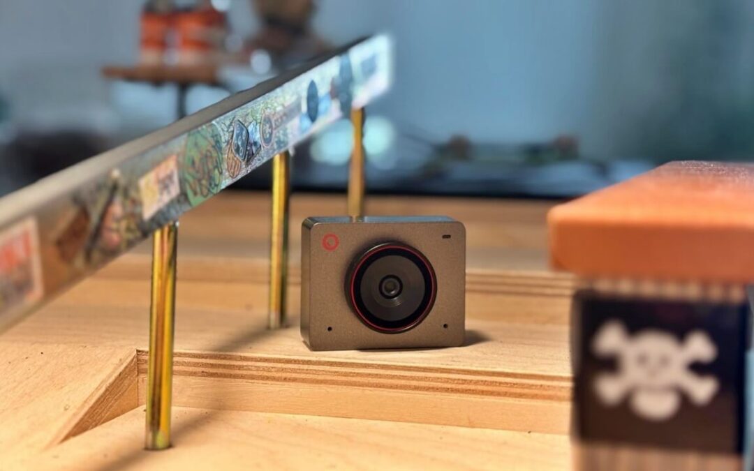 Obtenez la qualité et la mobilité avec une webcam AI Obsbot Meet 2 4K