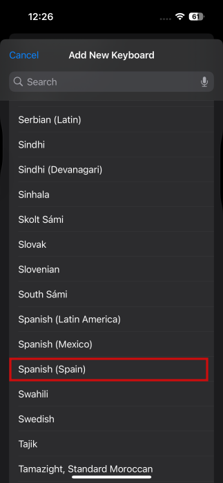 Recherche de langues lors de l'ajout d'un nouveau clavier sur iPhone.