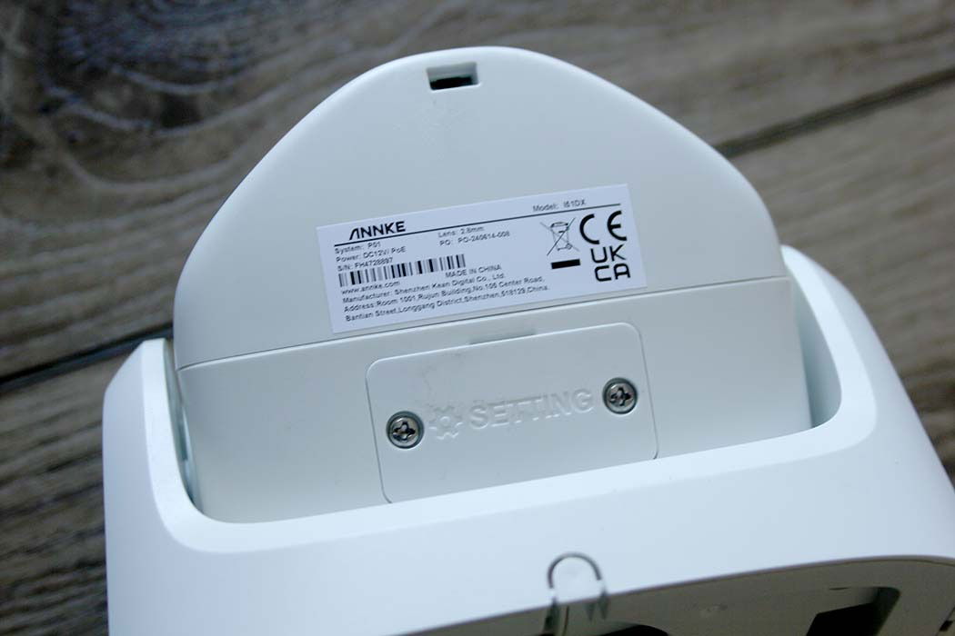 Annke 180 Panoramic Cam en dessous