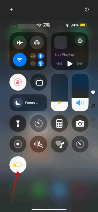Nouveau mode de faible puissance Bascule visible dans le centre de contrôle sur l'iPhone.