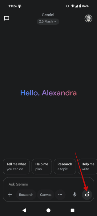 Appuyez sur le bouton en direct dans l'application Gemini.