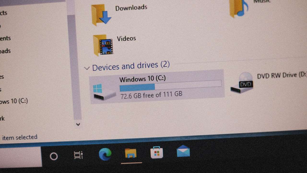 Featured Image: Take Screenshots in Windows