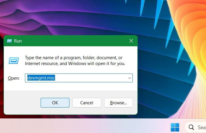 Taping 'devmgmt.msc" Dans la commande RUN.