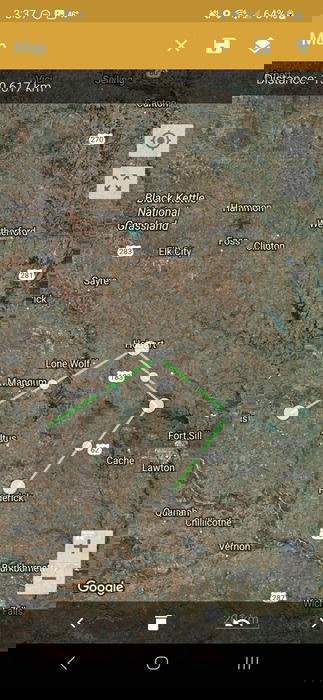 Distance de mesure dans l'application de mesure de la zone des champs GPS.