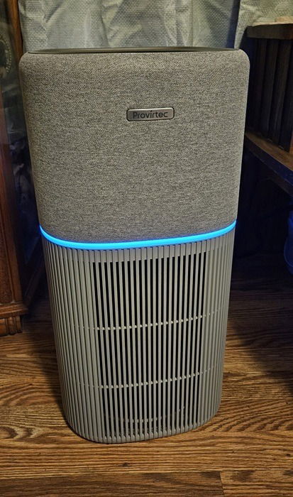 Proviperc Clearbreathe Neo Air Purific AP-02 dans le coin.