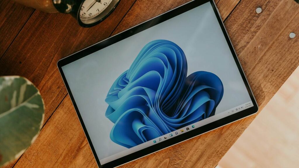 Featured Image: Quick Machine Recovery in Windows11
