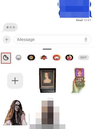 Affichage de la galerie d'autocollants personnalisés sur iPhone. 