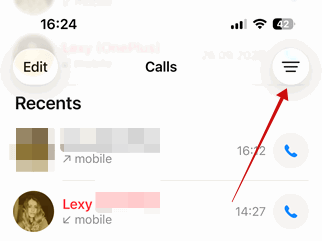 Le bouton de menu de taraudage dans l'application téléphonique sur iPhone.