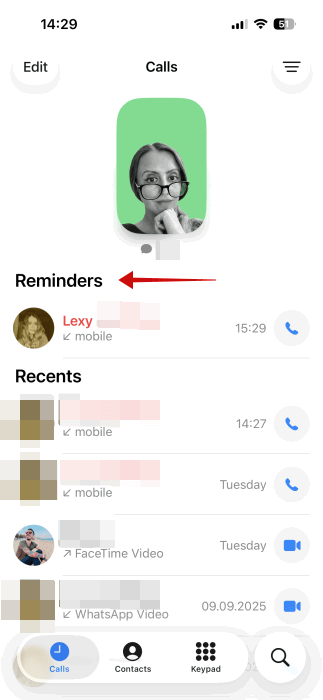 Affichage des rappels dans l'application téléphonique sur iPhone.