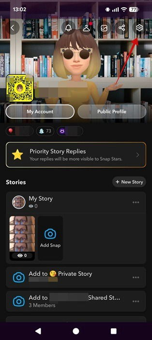 En appuyant sur l'icône d'engrenage sur la page de profil Snapchat.
