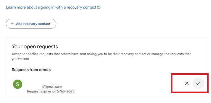 Cliquez sur une coche pour ajouter une personne qui a besoin de vous comme contact de récupération Gmail.