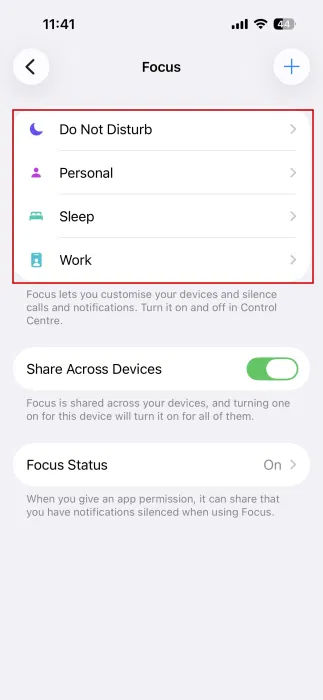 Affichage des modes de mise au point dans les paramètres de l'iPhone. 