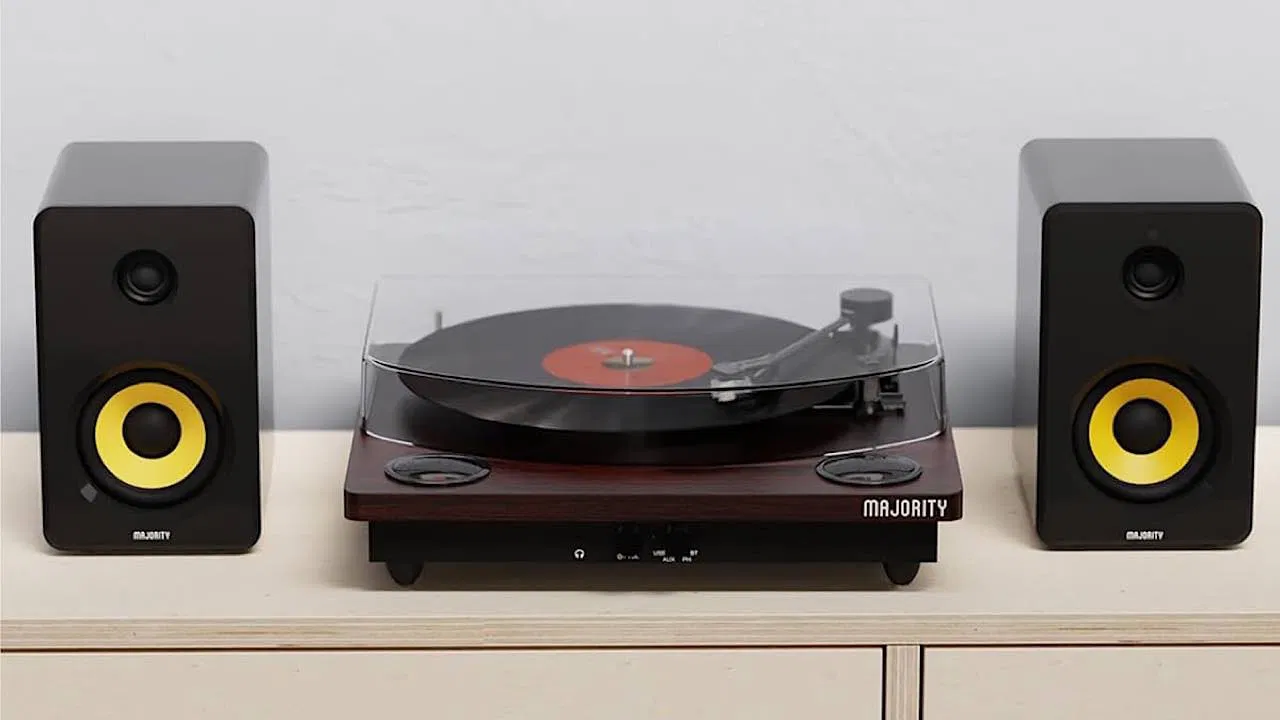 Majority Mojo Bluetooth Turntable Featured