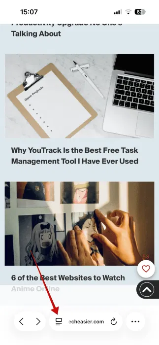 En appuyant sur l'icône de la pile dans la barre d'adresse de Safari.