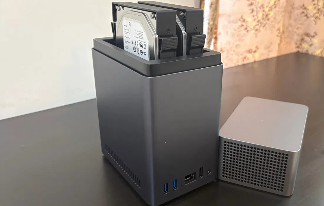 NAS Ugreen avec baie