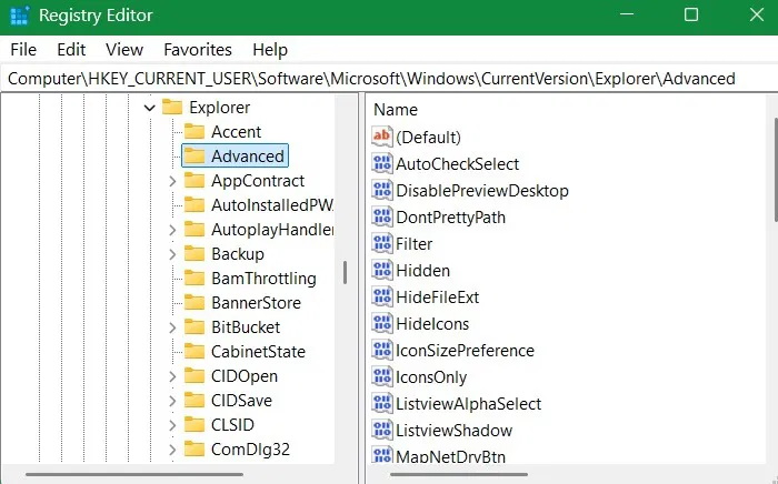 Accéder à un chemin de registre avancé dans Windows 11.