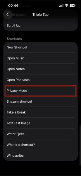 Appuyez trois fois sur l'iPhone