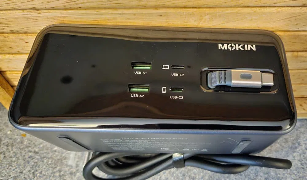 Ports USB sur MOKiN.