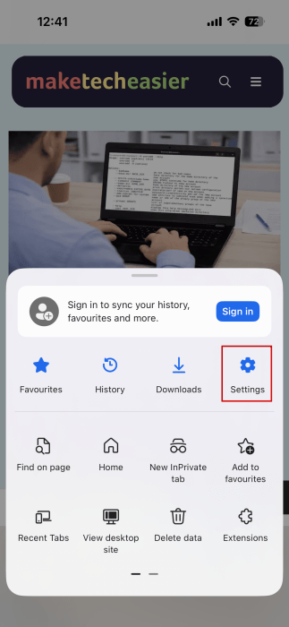 Accès aux paramètres dans le navigateur Edge sur iPhone. 