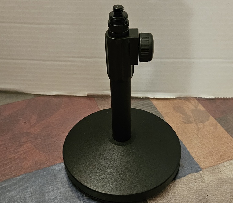 Support de microphone hybride Maono PD200W.