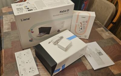 Liene PixCut S1 printer and accessories.