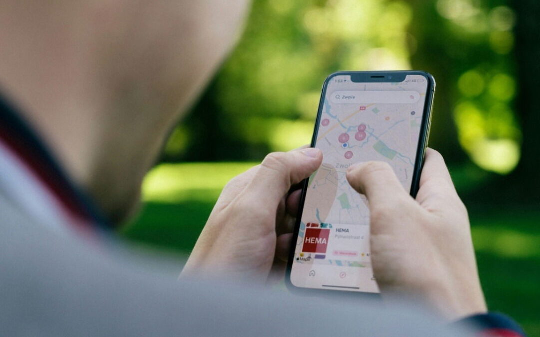 Comment ajouter des places et des notes dans les cartes Apple sur iPhone