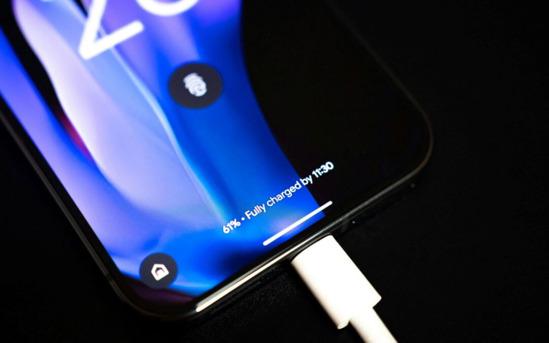 Comment revoir le message «Charger cet appareil via USB»